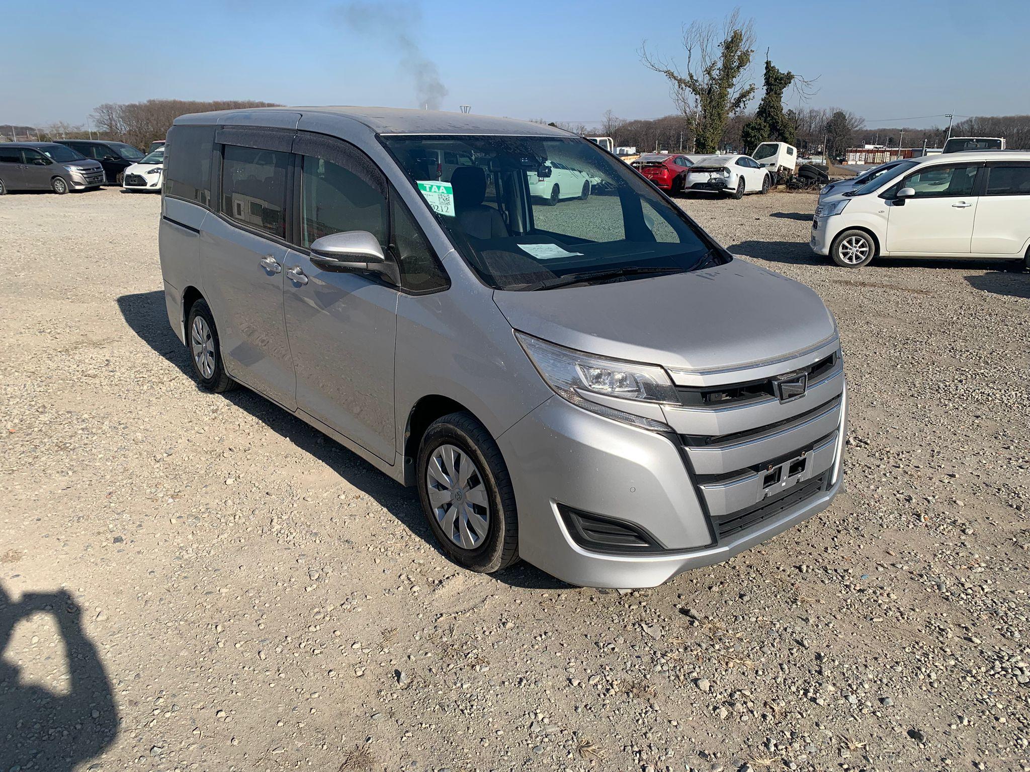 Toyota Noah 2020