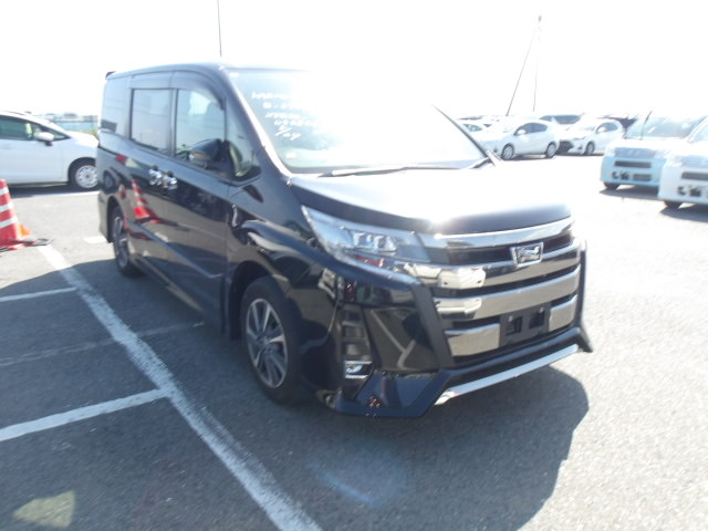 Toyota Noah 2019