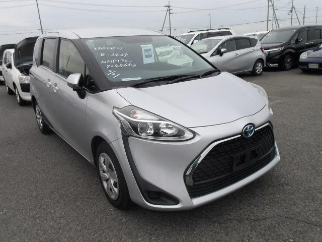 Toyota Sienta 2021
