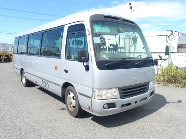 Toyota Coaster 2011