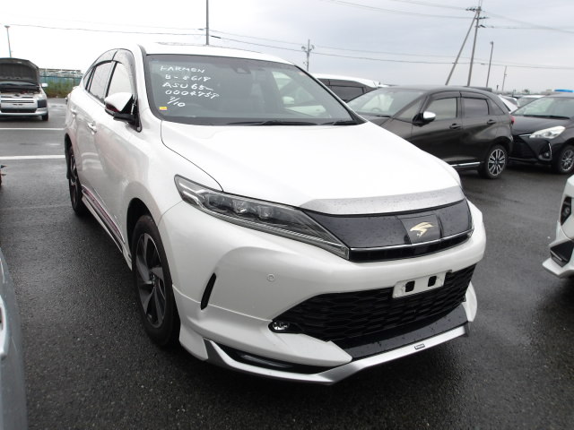 Toyota Harrier 2019
