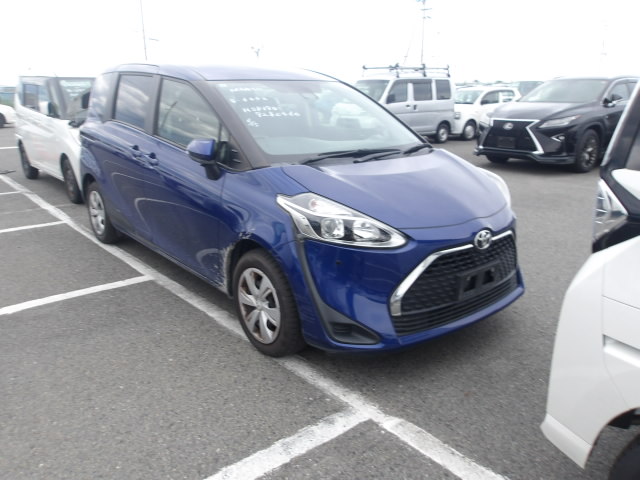 Toyota Sienta 2021