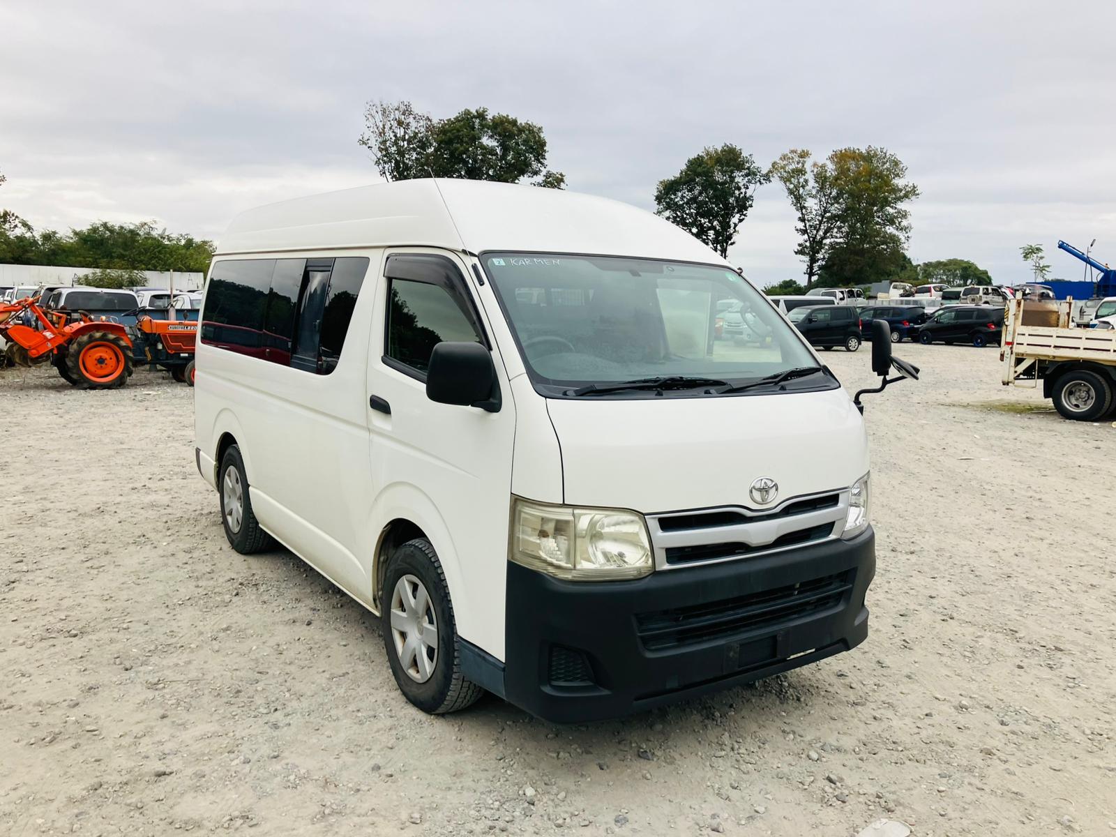 Toyota Hiace Van 2012