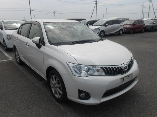 Toyota Corolla Axio 2014