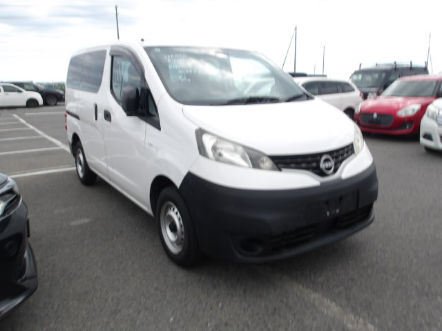 Nissan NV200 2023