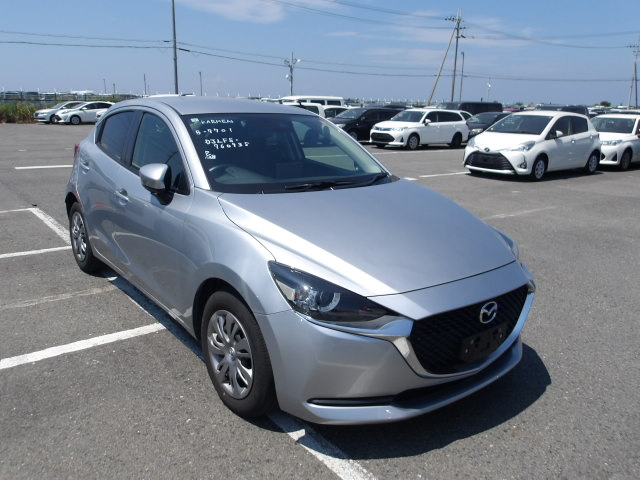 Mazda Mazda2 2022