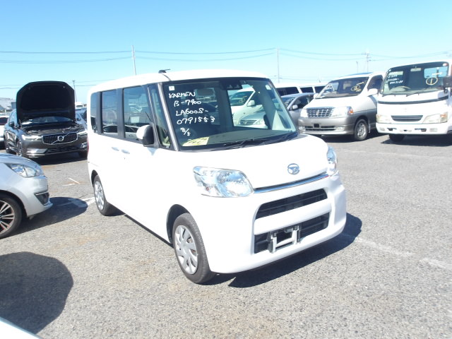 Daihatsu Tanto 2019
