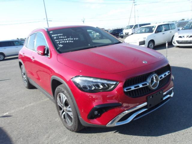 Mercedes Benz GLA-class 2024