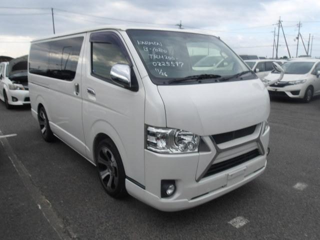 Toyota Hiace Van 2015