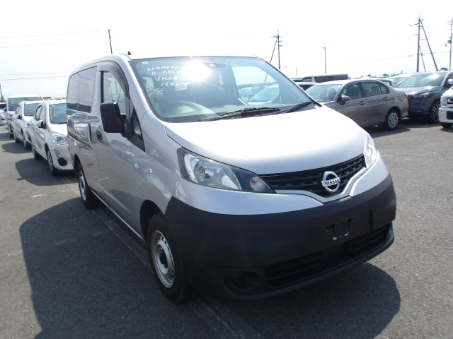 Nissan NV200 2020