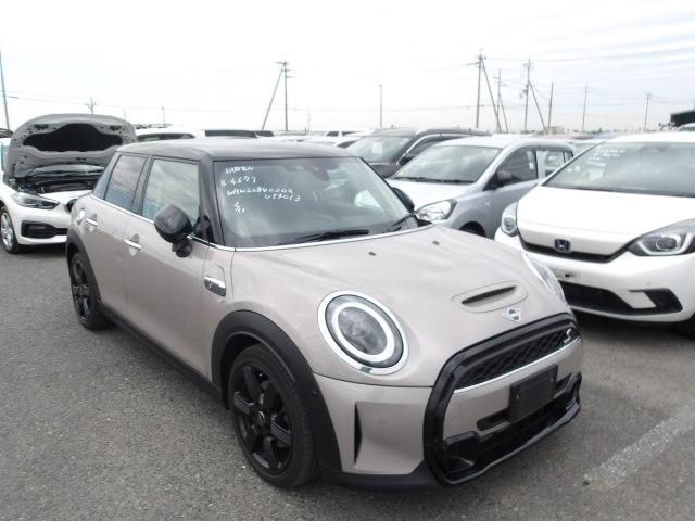 BMW MINI 2023