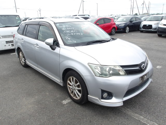 Toyota Corolla Fielder 2014