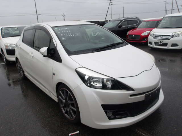 Toyota Vitz 2014