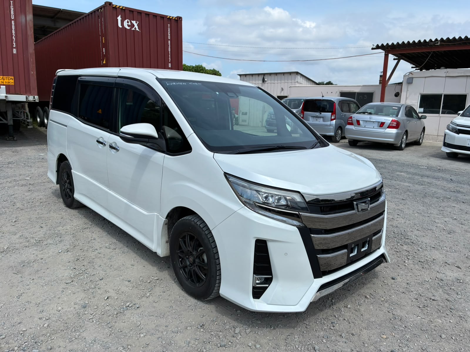 Toyota Noah 2019