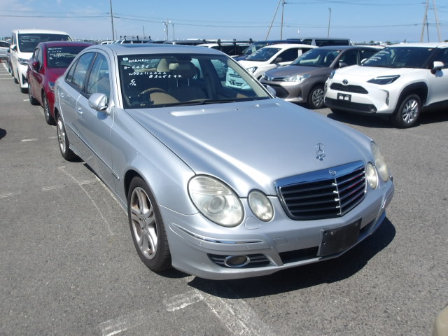Mercedes Benz E-Class 2008