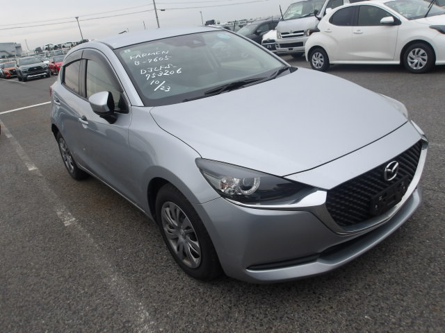 Mazda Mazda2 2021
