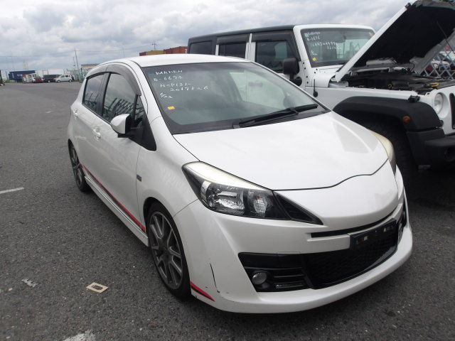Toyota Vitz 2013