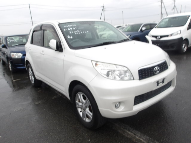 Toyota Rush 2015