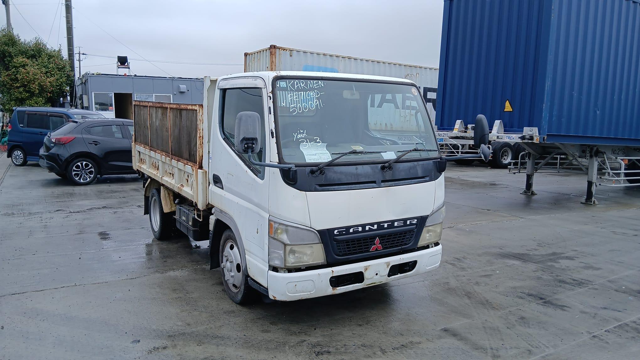 Mitsubishi Canter 2002