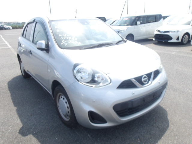 Nissan March 2022