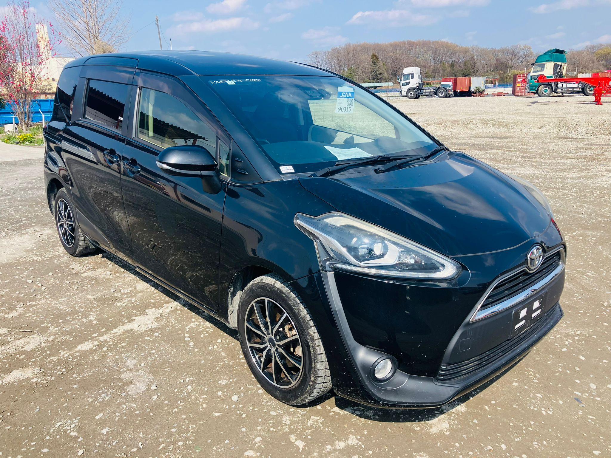 Toyota Sienta 2016