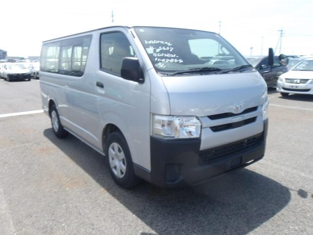 Toyota Hiace Van 2019