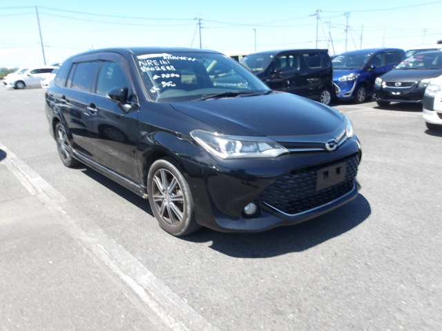 Toyota Corolla Fielder 2015