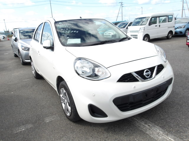 Nissan March 2022