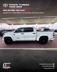 TOYOTA Tundra 2019