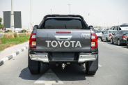 TOYOTA HILUX 2022